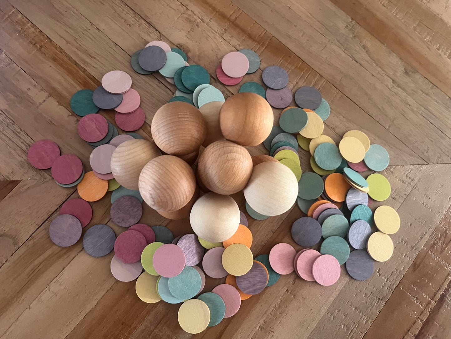 Houten confetti pastel